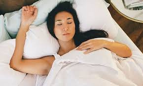 thói quen trước khi ngủ giúp da đẹp hơn